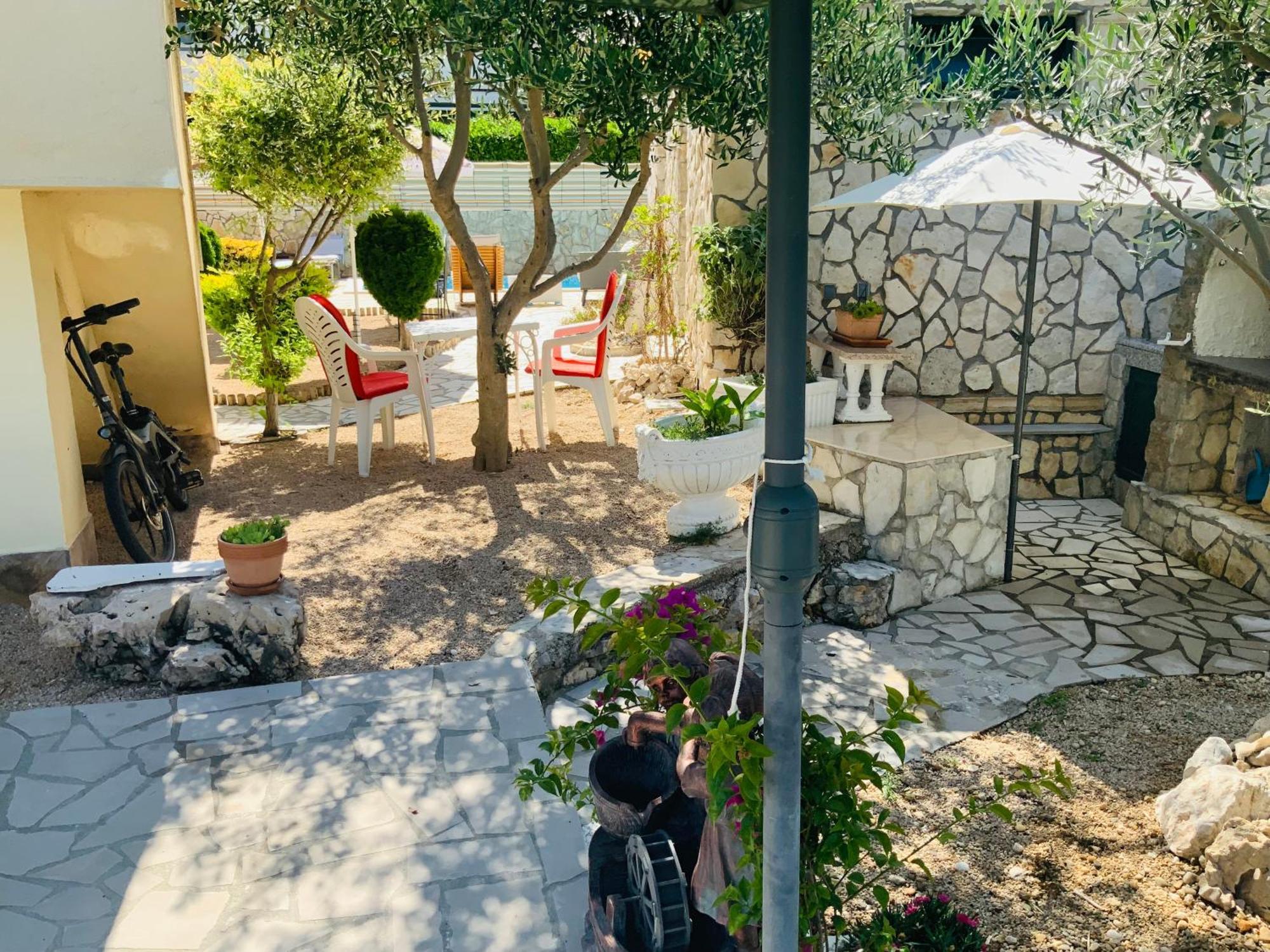 Evamar, Island Krk