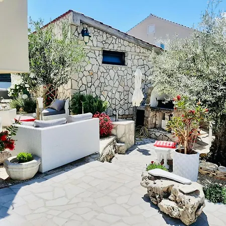 Villa Evamar, Island Krk Punat Exterior photo